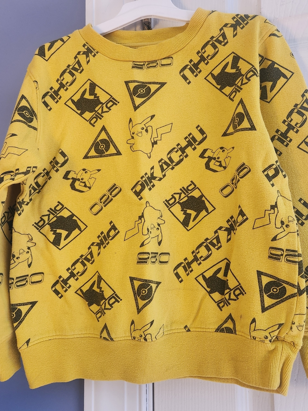 Nintendo Yellow and Black Pokémon Logo Sweatshirt